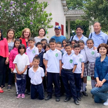 Delegación china visitó el Quindío para conocer experiencia del modelo Escuela Nueva